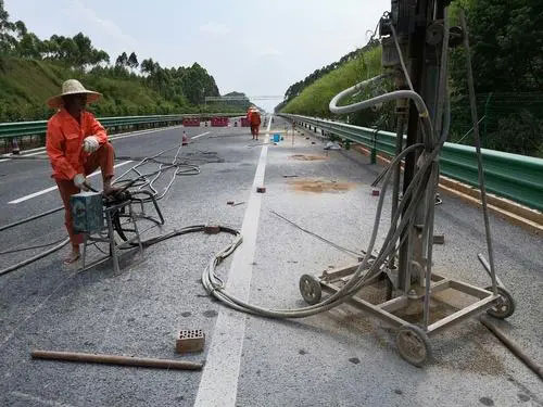 云岩路基注浆